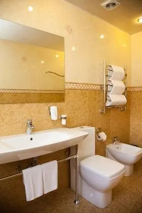 Standard Üç Kişilik Oda