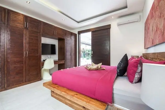 Basic Villa, Birden Çok Yatak