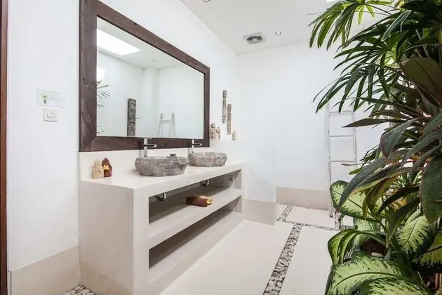 Basic Villa, Birden Çok Yatak