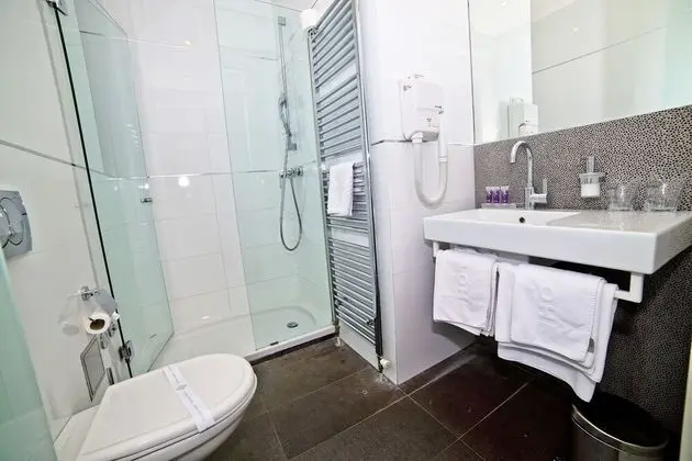 Classic Üç Kişilik Oda, Balkon