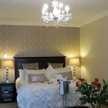 Diamond Suite