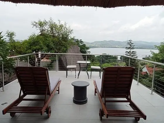 Diamond Suite