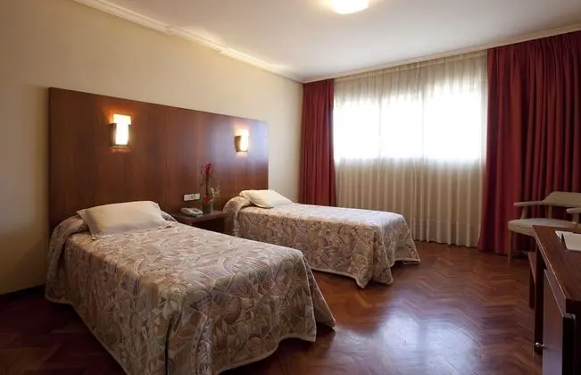 Standard Tek Büyük veya İki Ayrı Yataklı Oda