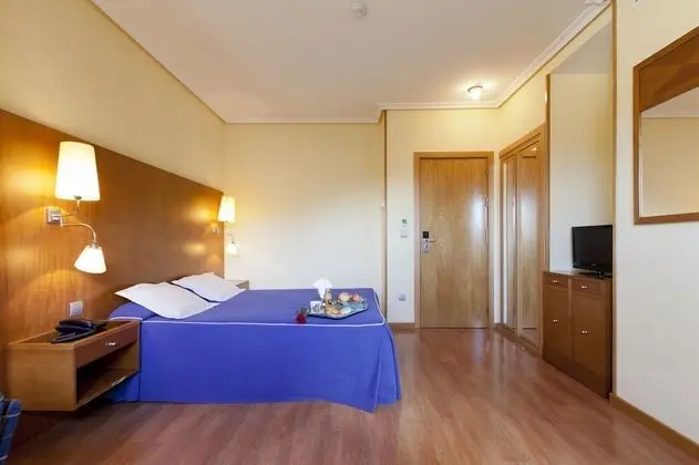 Superior Tek Büyük veya İki Ayrı Yataklı Oda