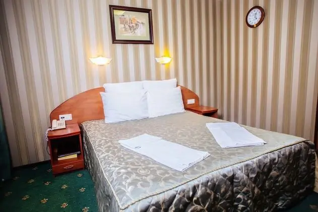 Comfort Tek Büyük Yataklı Oda