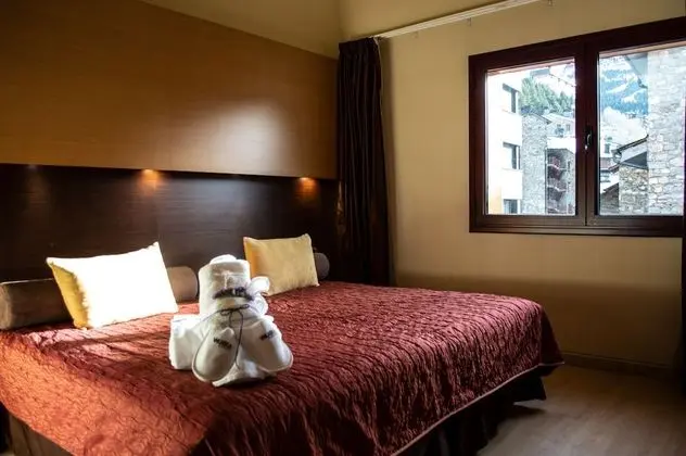 Premium Üç Kişilik Oda