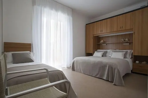 Classic Üç Kişilik Oda