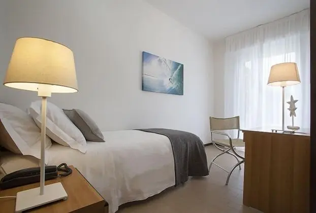 Classic Üç Kişilik Oda