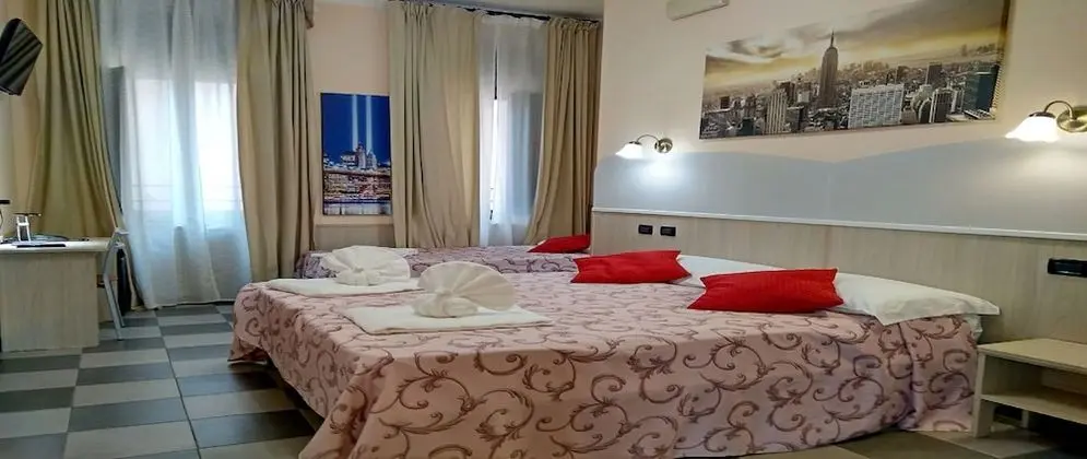 Üç Kişilik Oda