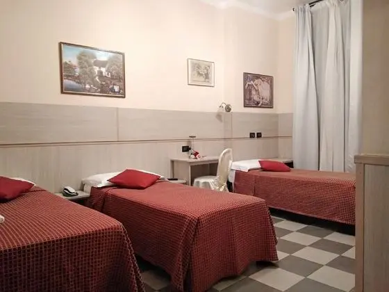 Üç Kişilik Oda