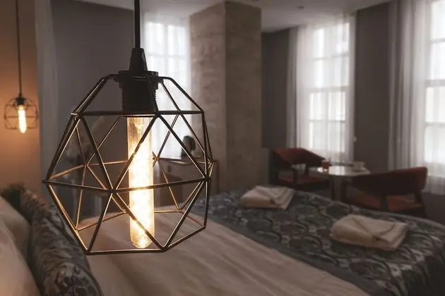 Deluxe Tek Büyük Yataklı Oda