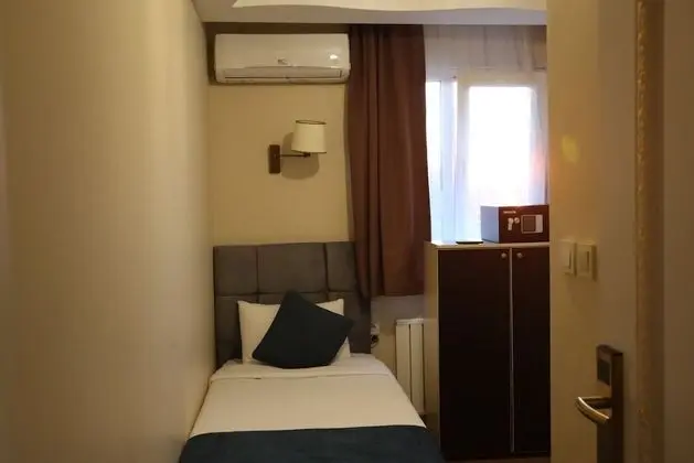 Economy Single Room