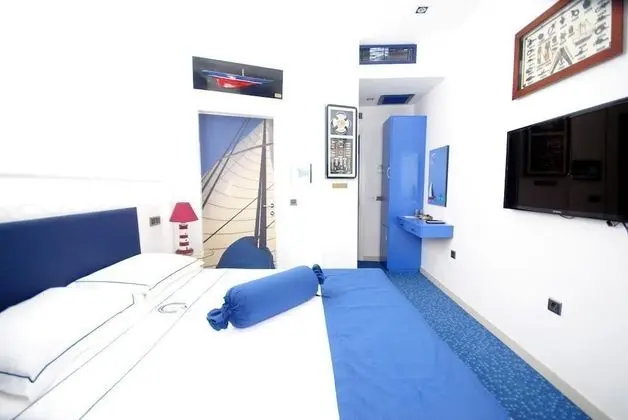Deluxe Tek Büyük Yataklı Oda