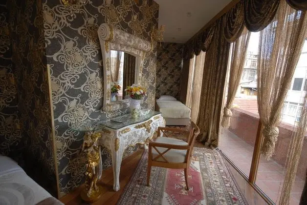 King Room