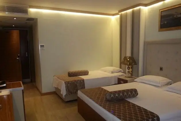 Standard Üç Kişilik Oda