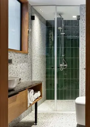 Standart Oda, Şehir Manzaralı