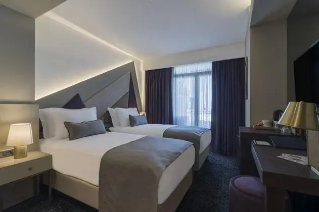 Deluxe Oda Balkonlu, Manzarasız