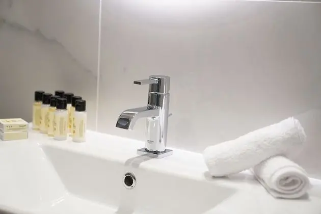 Standard Tek Büyük veya İki Ayrı Yataklı Oda, Sigara İçilmez