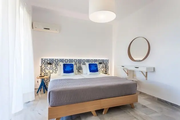 Stüdyo, Bahçe Manzaralı