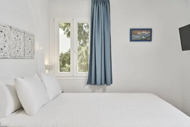 Deluxe Tek Büyük Yataklı Oda, Kısmi Deniz Manzaralı