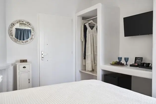 Deluxe Tek Büyük Yataklı Oda, Kısmi Deniz Manzaralı