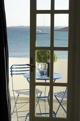 Tek Büyük veya İki Ayrı Yataklı Oda, Deniz Manzaralı