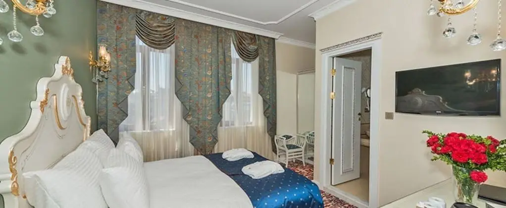 Deluxe Tek Büyük Yataklı Oda