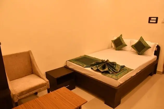 Luxury Tek Büyük Yataklı Oda