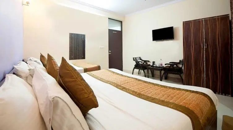 Deluxe Üç Kişilik Oda