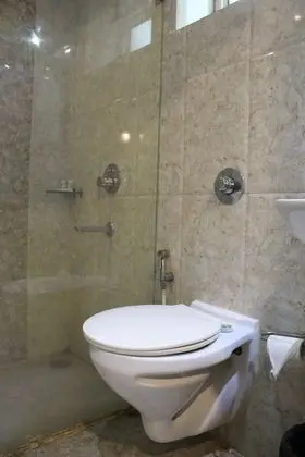 Standard Tek Büyük Yataklı Oda, 1 En Büyük (King) Boy Yatak, Engellilere Uygun, Sigara İçilebilir