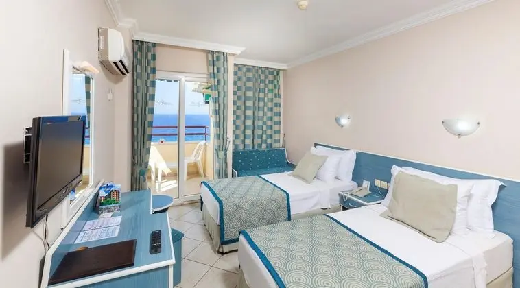 https://images.etstur.com/files/images/hotelImages/TR/51794/l/Galaxy-Beach-Hotel-Oda-360333.jpg