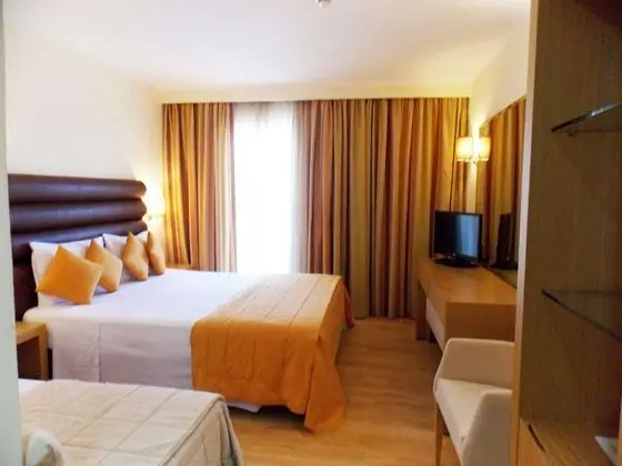 Standard Oda, 3 Tek Kişilik Yatak, Balkon