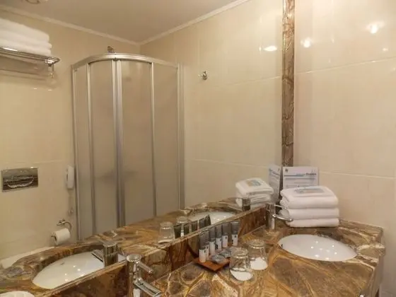 Standard Oda, 3 Tek Kişilik Yatak, Balkon