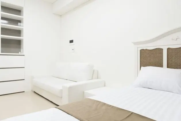 Room 1