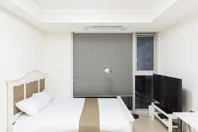 Room 1
