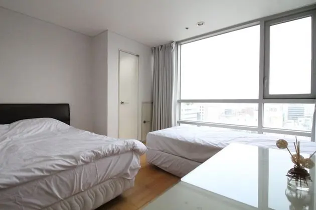 Room 1