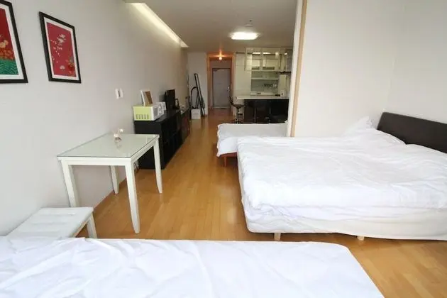 Room 1