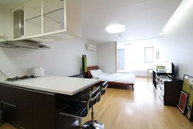 Room 1