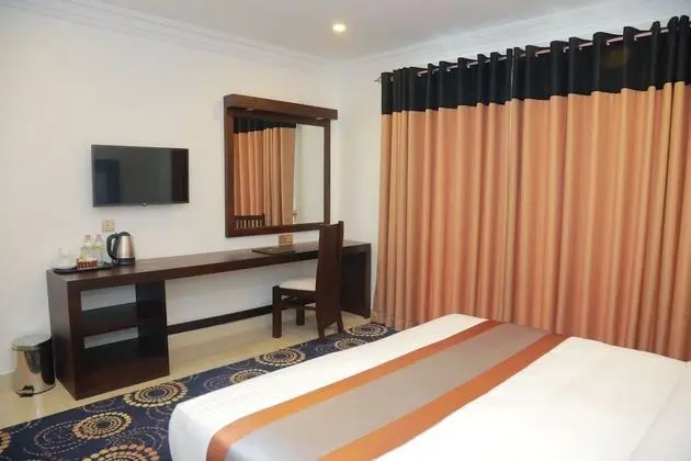 Deluxe Tek Büyük Yataklı Oda