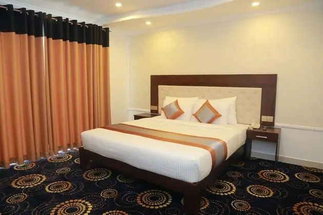 Tek Büyük Yataklı Oda, Balkon, Göl Kenarı