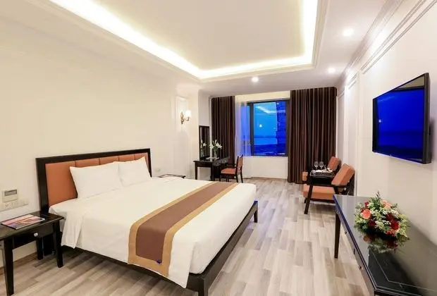 Deluxe Tek Büyük Yataklı Oda