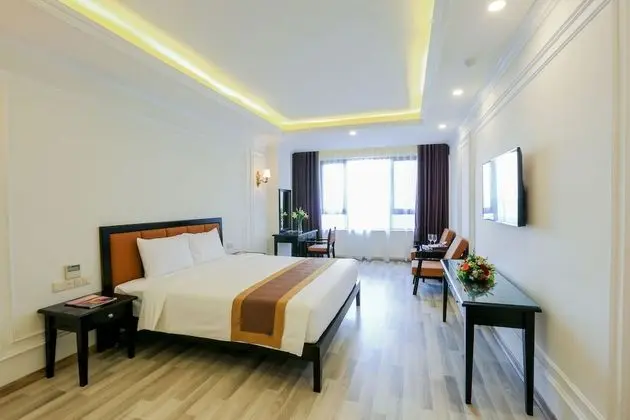 Deluxe Tek Büyük Yataklı Oda