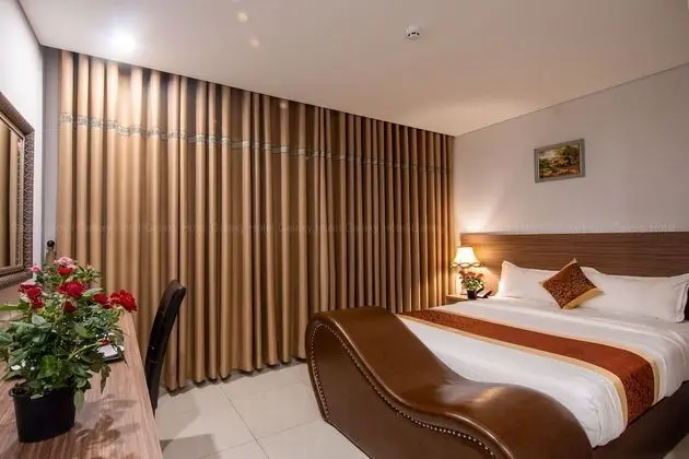 Romantic Tek Büyük Yataklı Oda, Balkon, Şehir Manzaralı