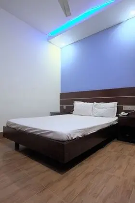 Economy Tek Büyük Yataklı Oda