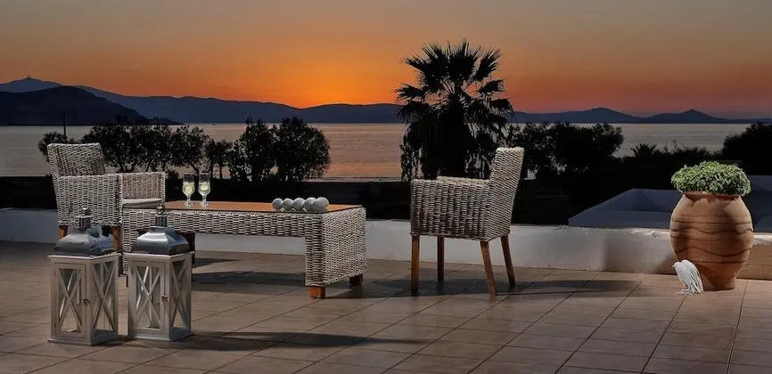 Superior Tek Büyük Yataklı Oda (Sea or Pool View)