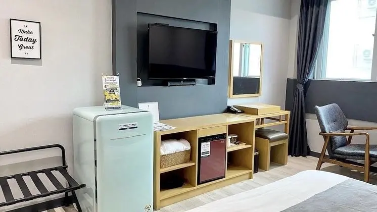 Tek Büyük Yataklı Oda, Şehir Manzaralı