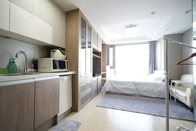 Room 1