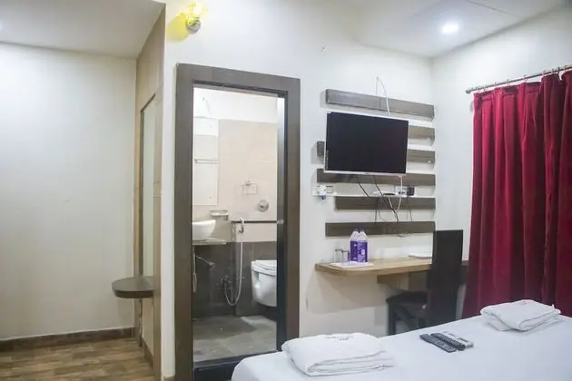 Premium Tek Büyük Yataklı Oda