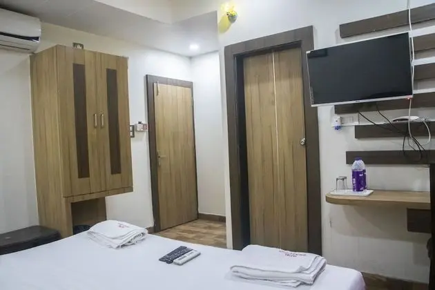 Premium Tek Büyük Yataklı Oda