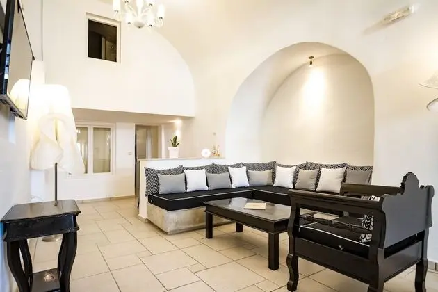 Grand Villa, 3 Yatak Odası, Kişiye Özel Havuzlu, Deniz Manzaralı (Cave)